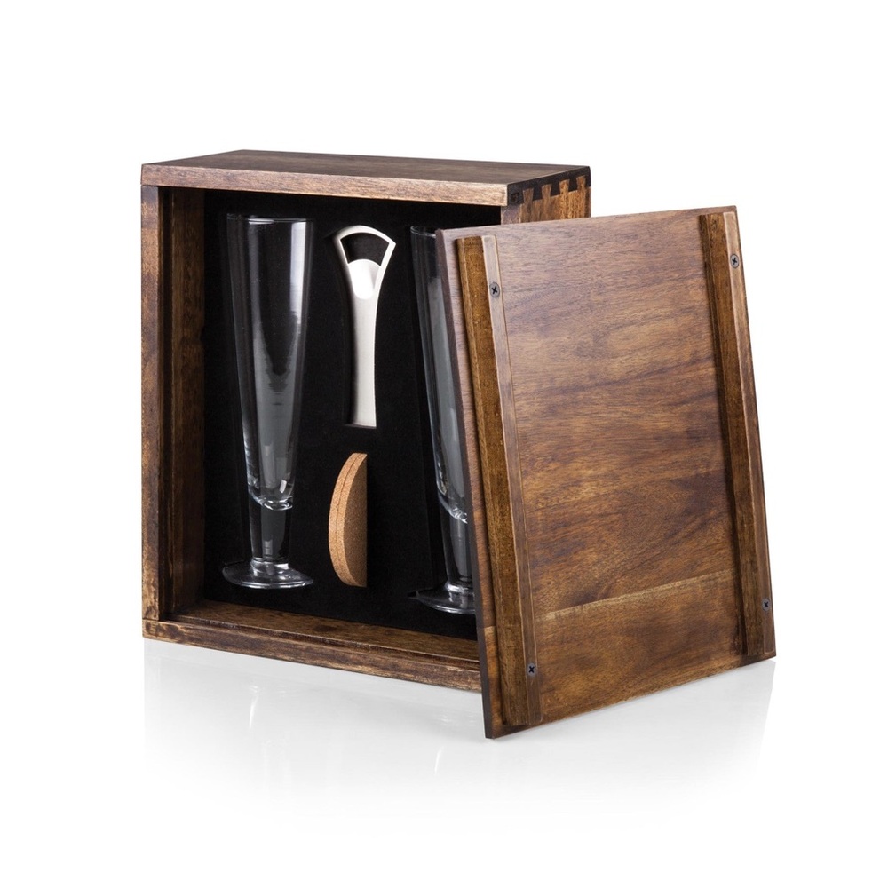 NIB - Legacy Pilsner Beer Glass Gift Set